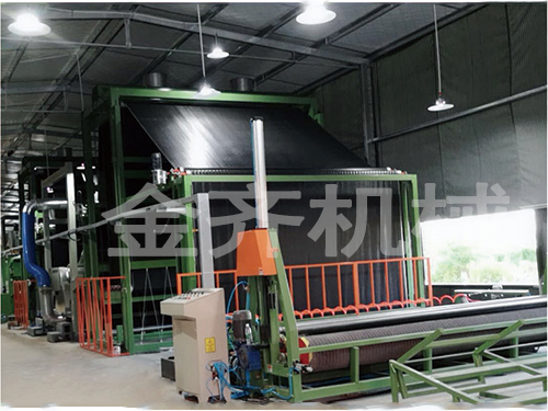 人造草坪涂膠線(xiàn)廠(chǎng)家分享添加涂膠的主要目的是為了確保人造草坪材料的粘黏效果